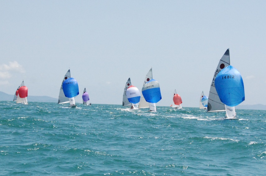 Fleet Downwind 2.jpg